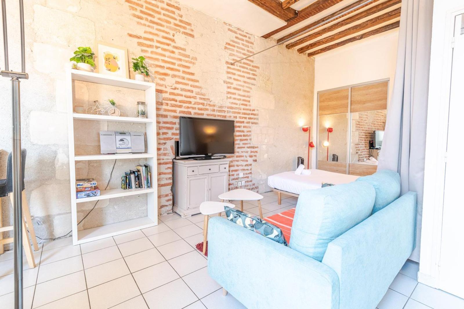 Apartamento Au Coeur Des Halles Tours Exterior foto